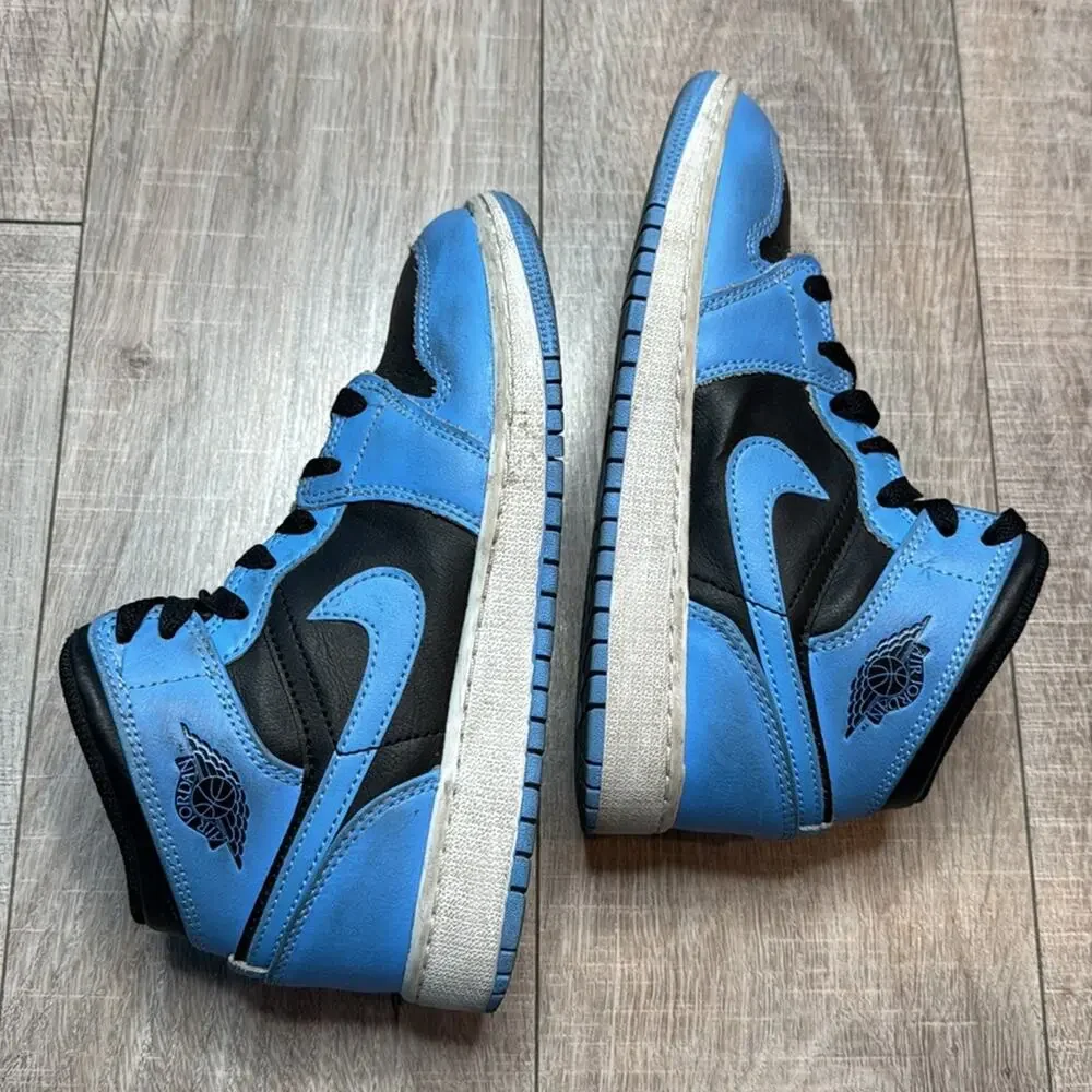 Jordan mid kids